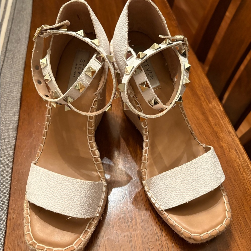 Steven by Steve Madden White Studded Women's Espadrilles size 7